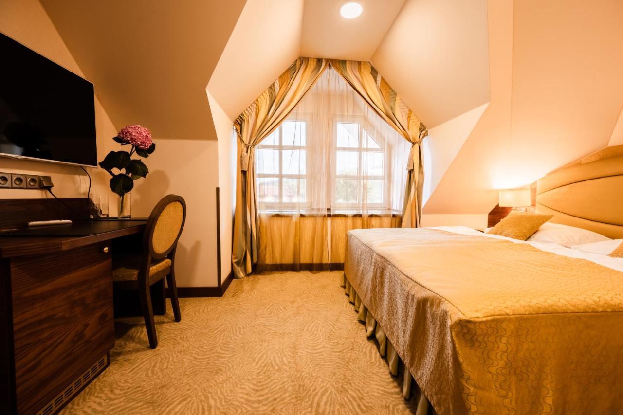 Imperial Casino Strazny Hotel Ngoại thất bức ảnh