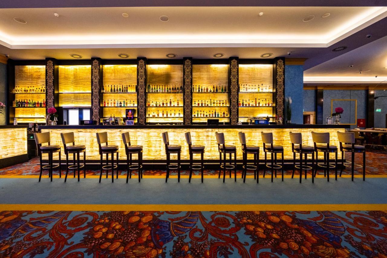 Imperial Casino Strazny Hotel Ngoại thất bức ảnh