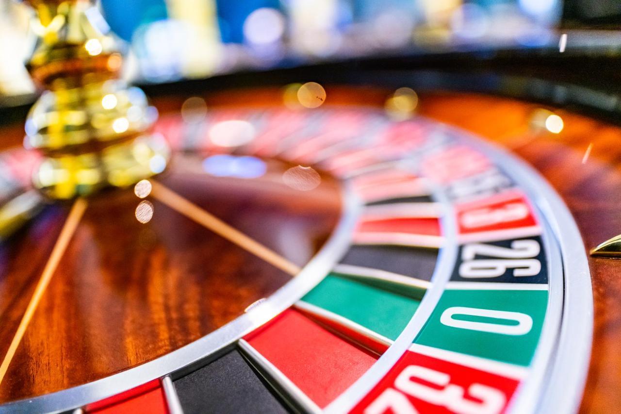Imperial Casino Strazny Hotel Ngoại thất bức ảnh